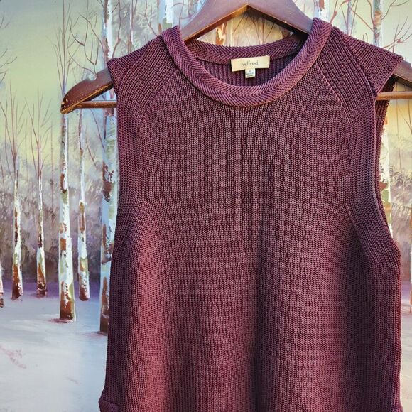 Aritzia Wilfred burgundy knit vest / xs - Picture 3 of 4